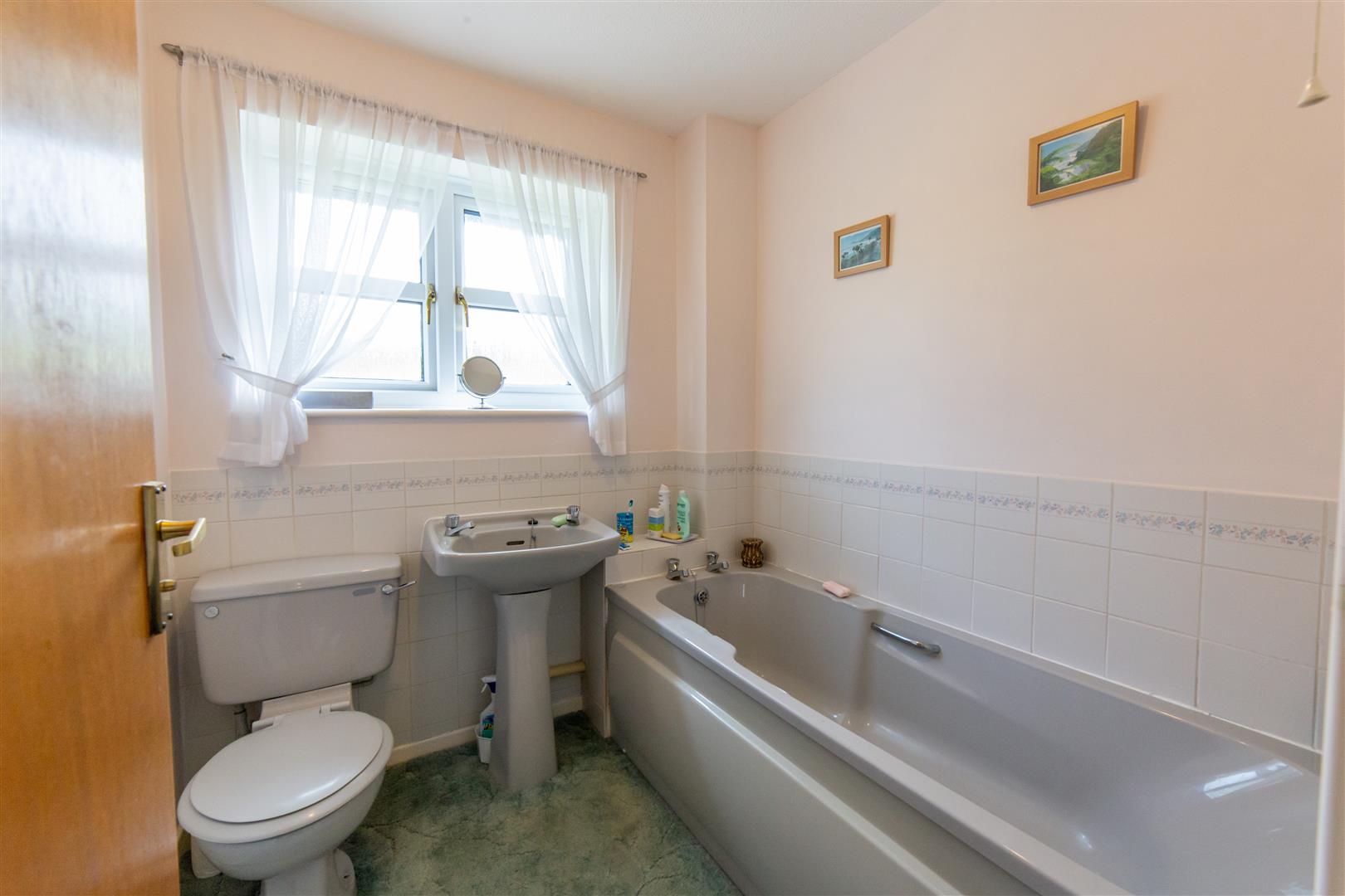 Chester Close, New Inn, Pontypool One2One Estate Agents